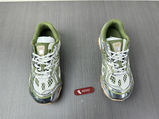 b0tt*ga Ven*ta orbit surf 741357 v2x40 2848