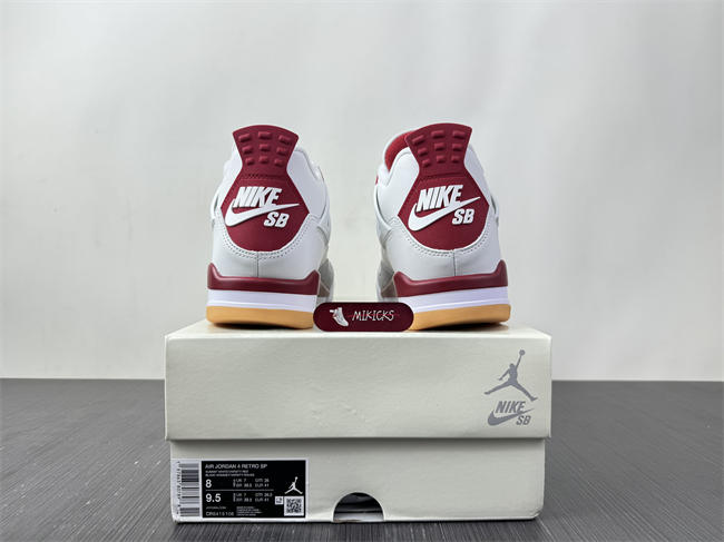Nike SB x Air Jordan 4 Retro SP 