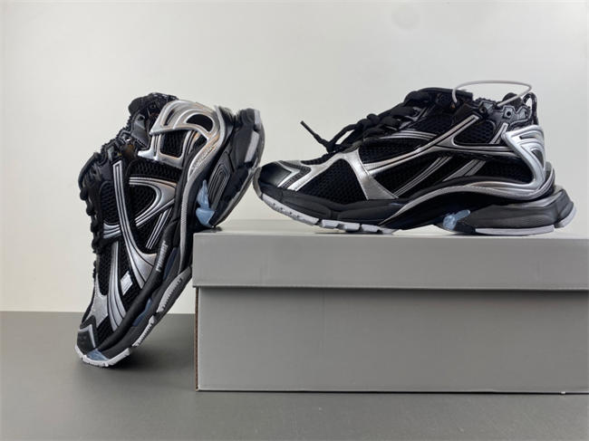 7.5 Ba1en*iaga runner 772774 w3rny 0322