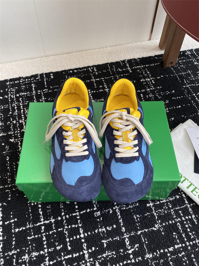 b0tt*ga Ven*ta orbit flash sneaker