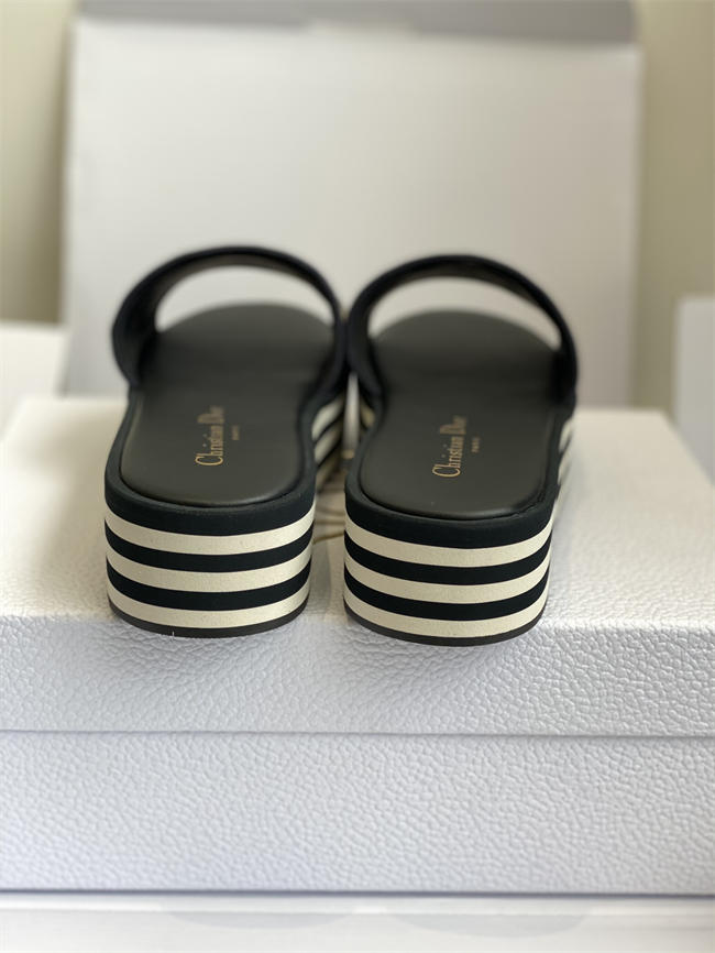 Dio Slipper