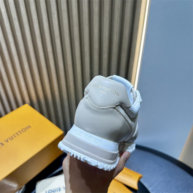 Lv Sneaker
