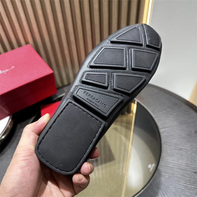 Ferragamo Loafer