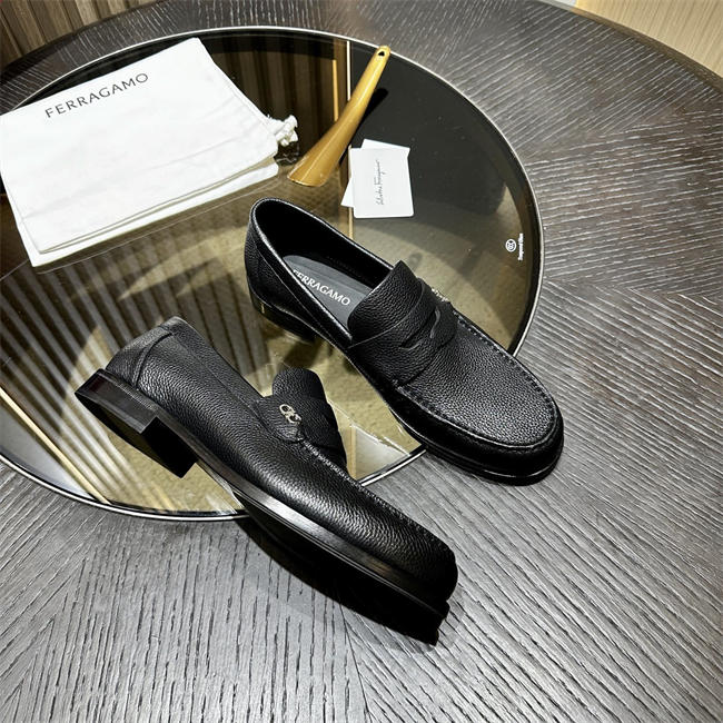 Ferragamo Loafer