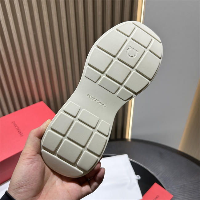 Ferragamo Sneaker