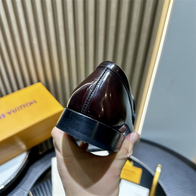Lv Loafer081