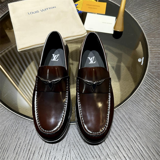 Lv Loafer081
