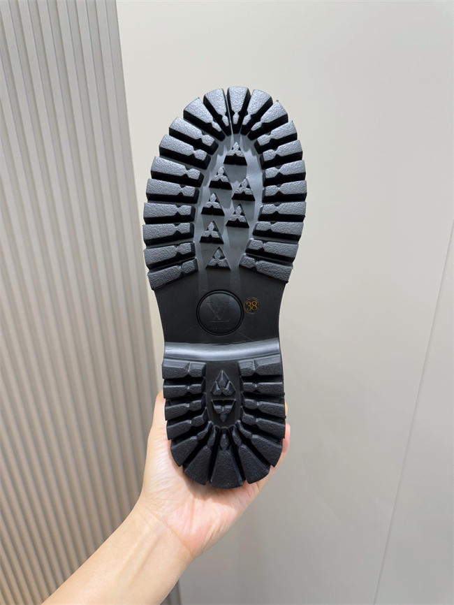 LV Boot