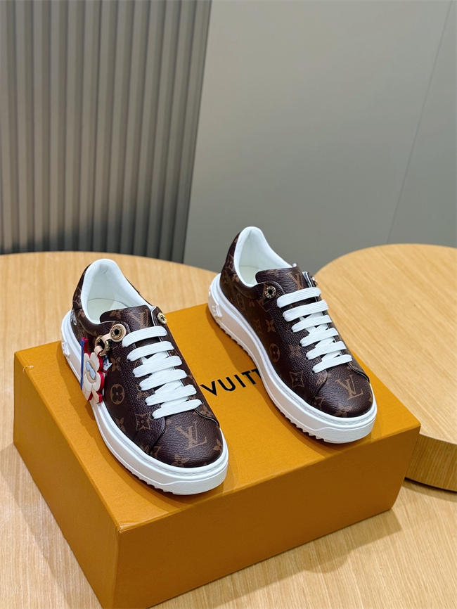 Lv Sneaker