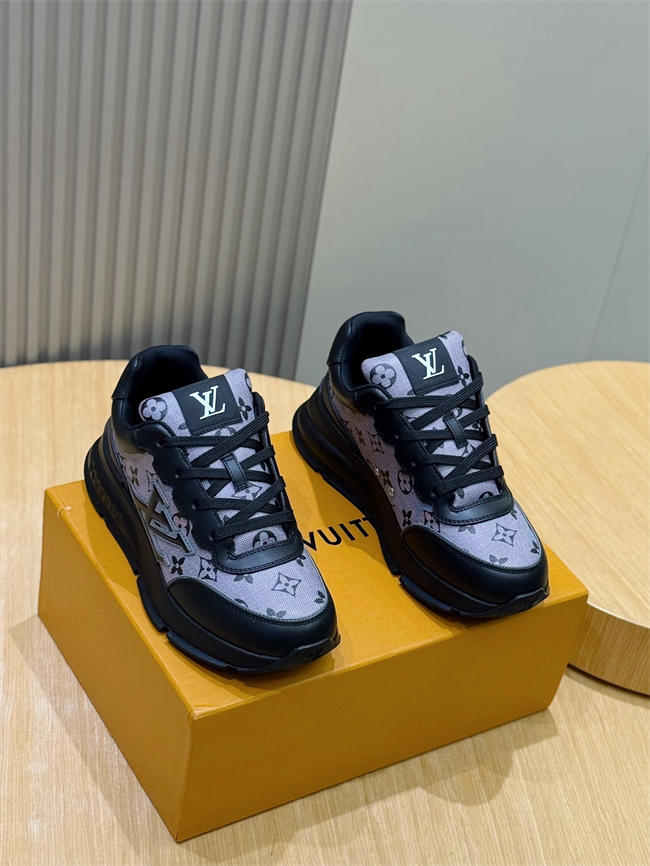 Lv Sneaker