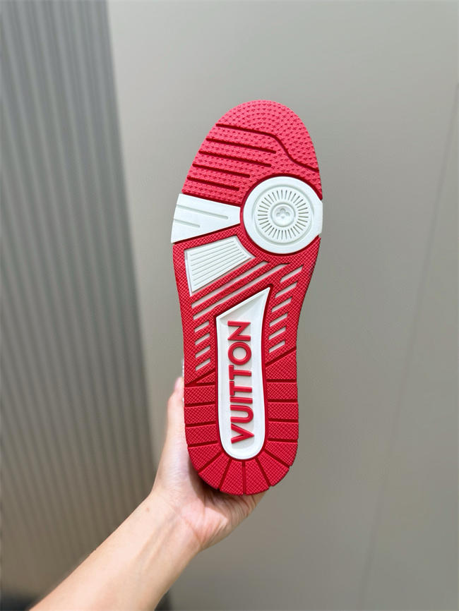 Lv Sneaker