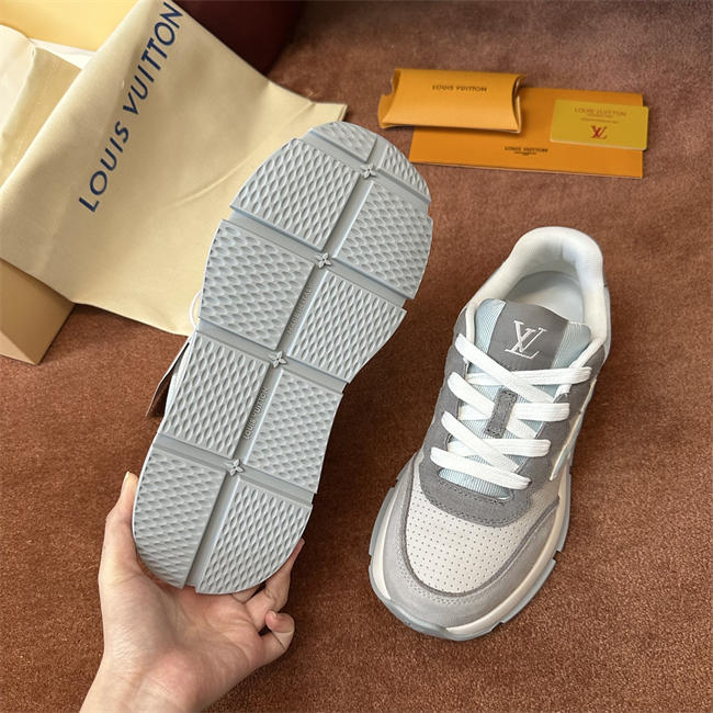 Lv Sneaker