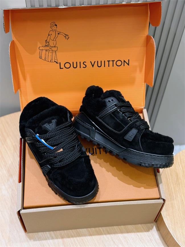 LV Trainer Maxi Sneaker