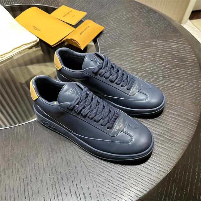 Lv Sneaker