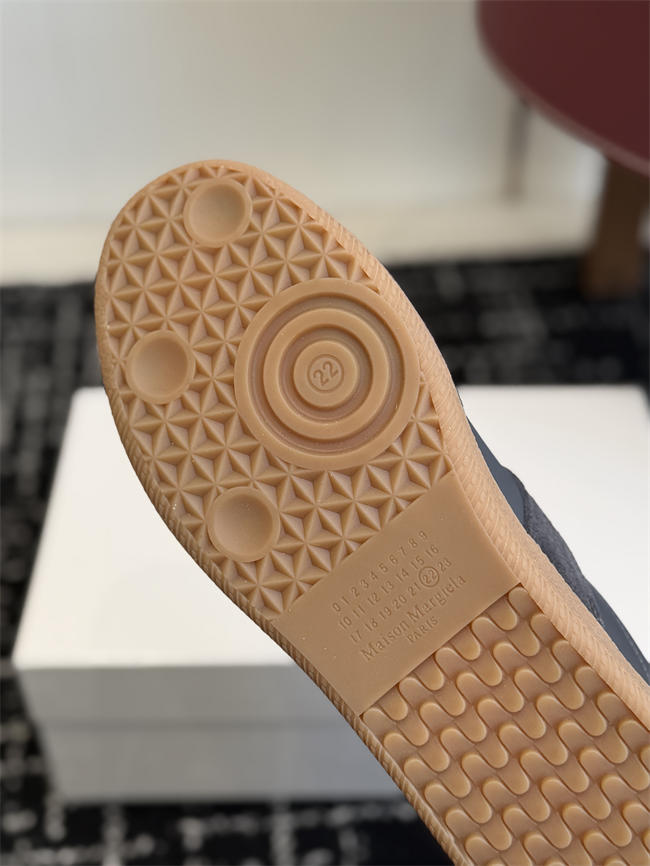 Ma1s0n Marg*e1a Sneaker 115