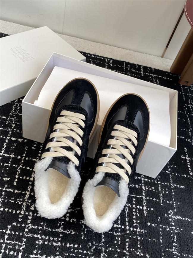 Ma1s0n Marg*e1a Sneaker 121