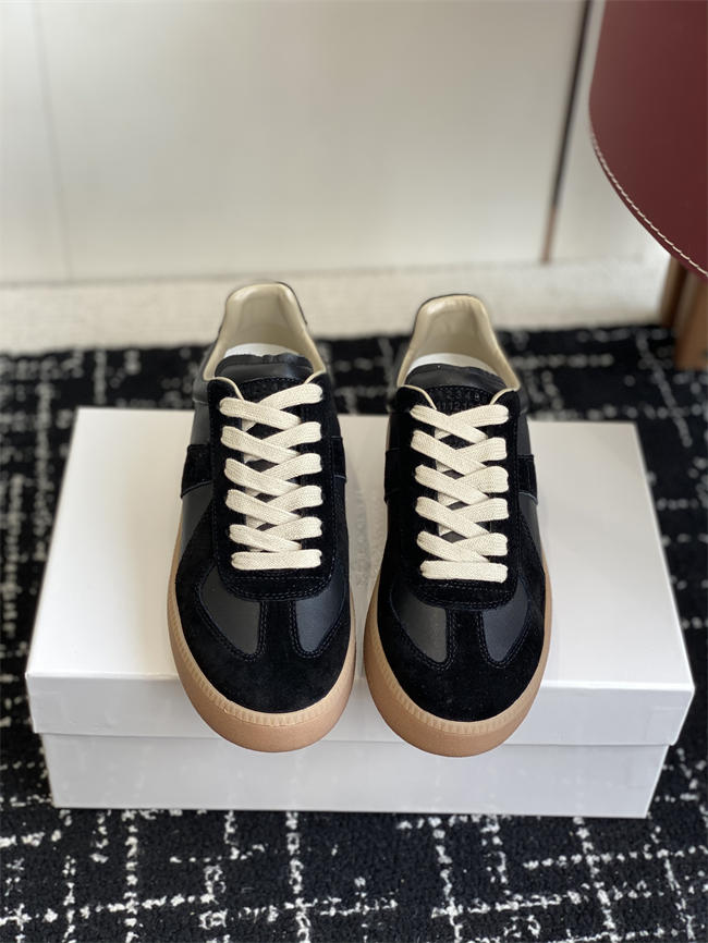 Ma1s0n Marg*e1a Sneaker 140