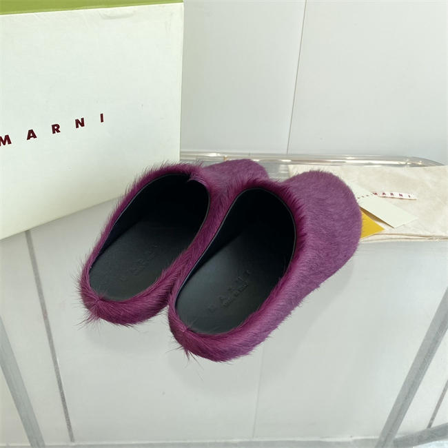 Ma*n1 Slipper