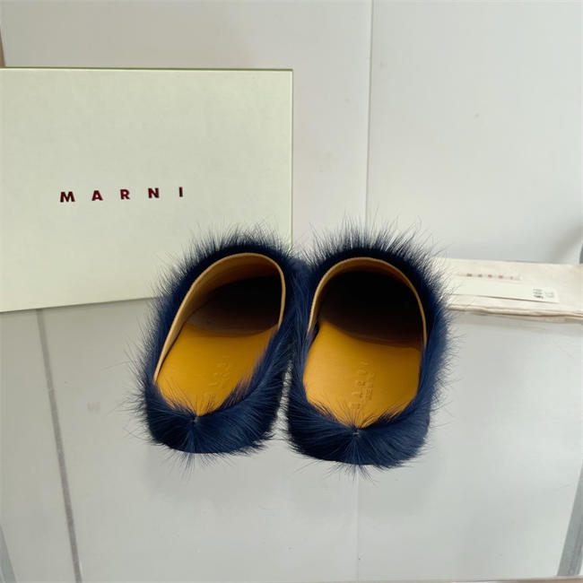 Ma*n1 Slipper