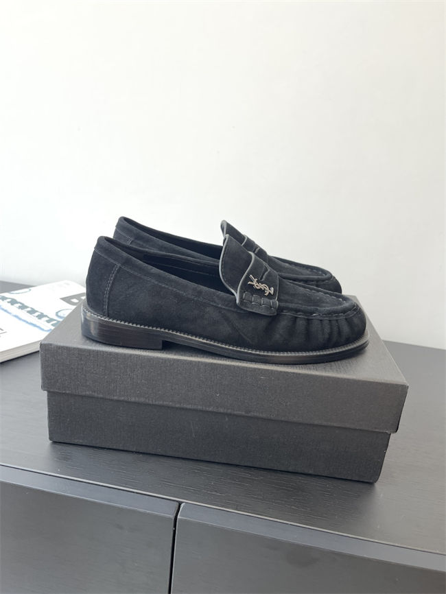 Y51 Loafer 007