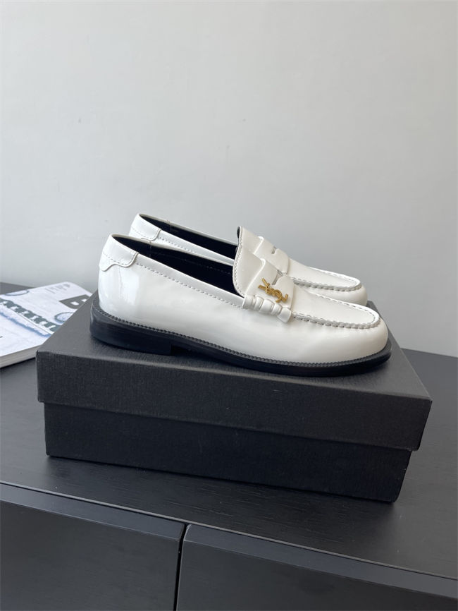 Y51 Loafer 013