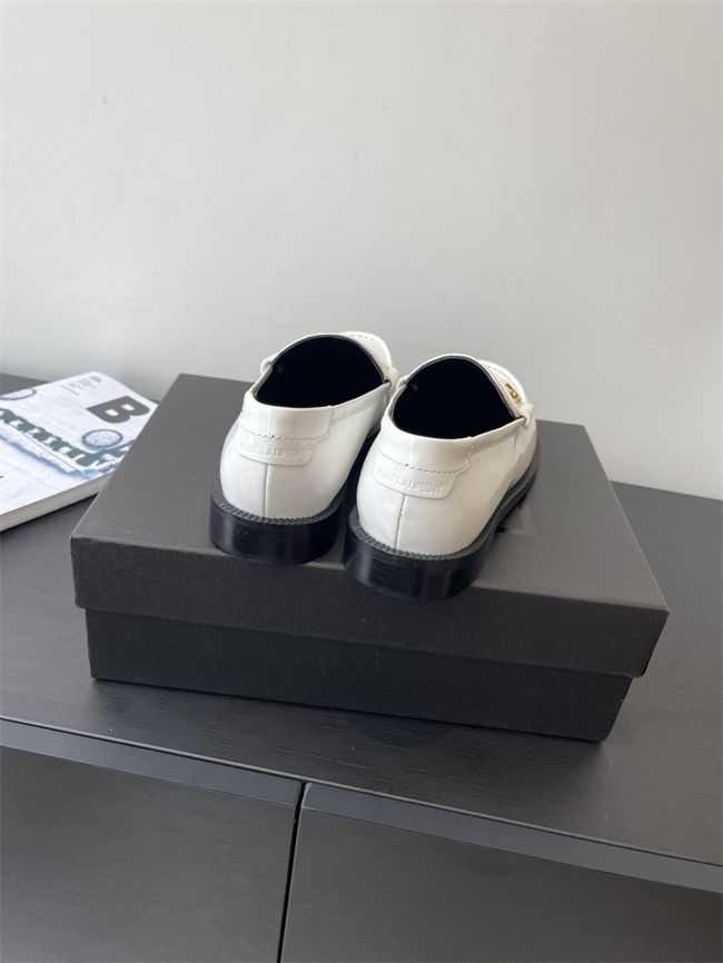 Y51 Loafer 013