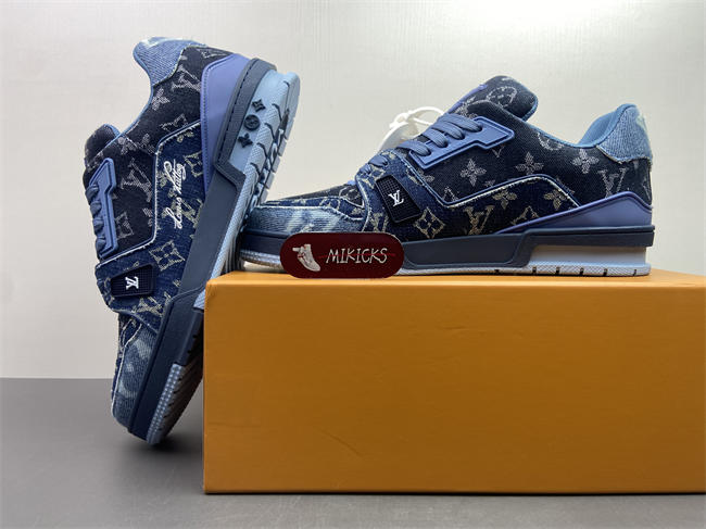 LV Trainer Sneaker