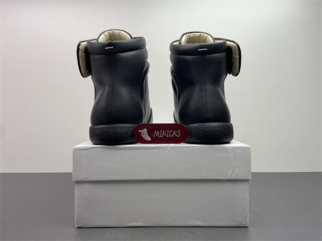 Ma1s0n Marg*e1a Sneaker 64
