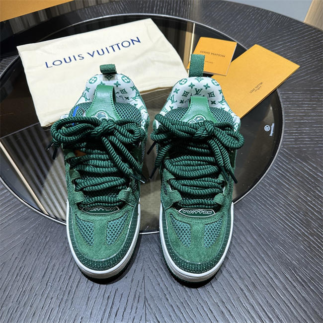 Lv Trainer Sneaker