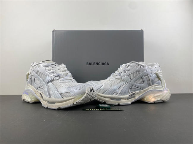 Ba1en*iaga RUNNER LED